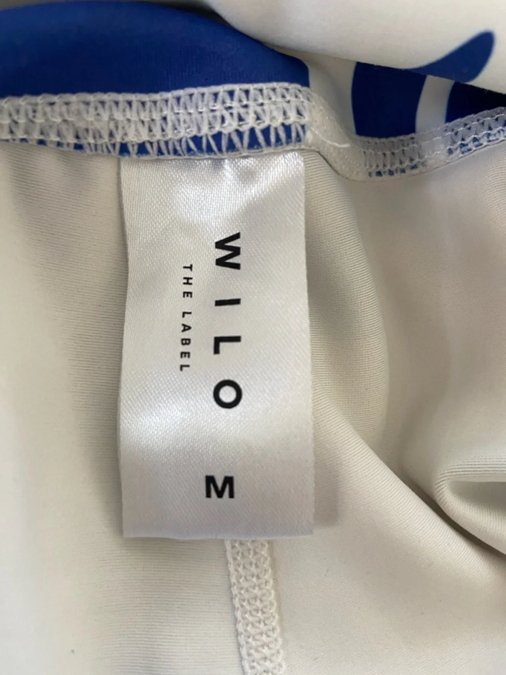 WILO The Label Active Leggings Size M Blue and White Floral Ankle Length - Picture 2 of 5